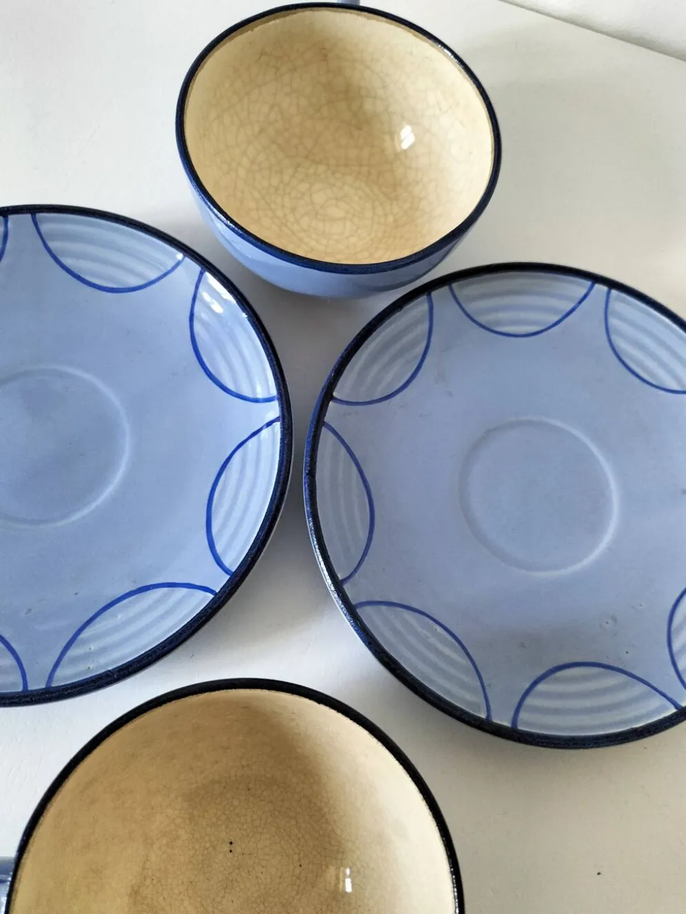 Duo de tasses et sous-tasses en céramique émaillée années 60-70