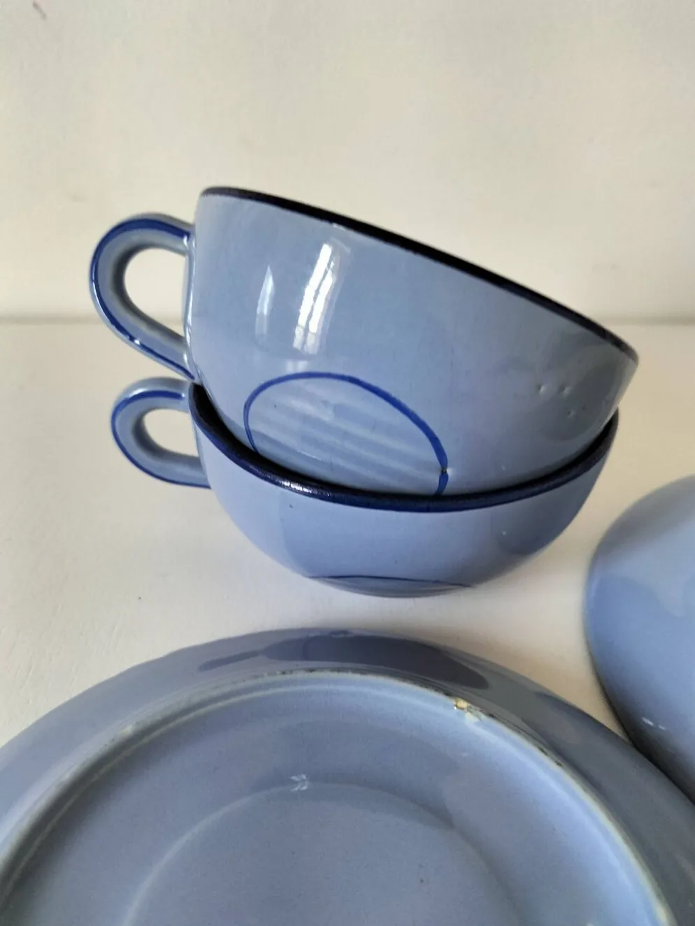 Duo de tasses et sous-tasses en céramique émaillée années 60-70
