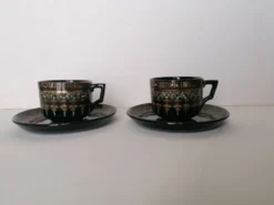 Duo de tasses victoriennes 19ème s Victoria numérotées