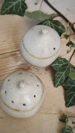 Duo salière et poivrière en grès