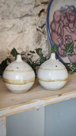Duo salière et poivrière en grès