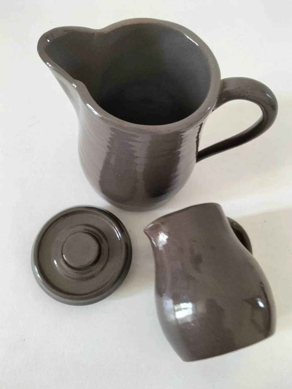 Duo verseuse et pot à lait en grès brun – céramique vintage