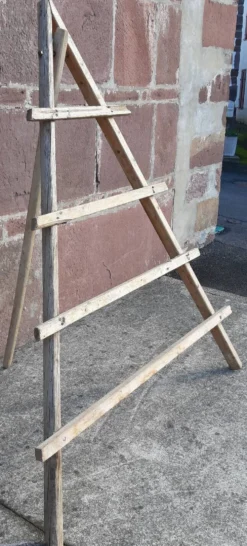 Echelle pliable pour oliviers. (Espagne, années 40/ 50)