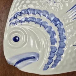 Elégant grand plat poisson vintage Portugal – Céramique bleu cobalt – 45 cm