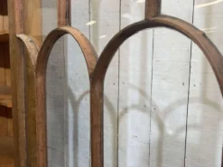 Encoignure anglaise 19ème en noyer et chêne