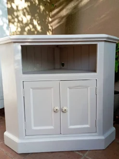 Encoignure basse