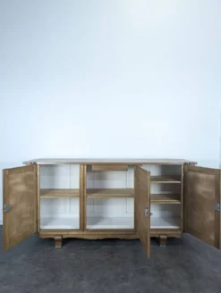 Enfilade Art déco en chêne à marqueterie damier trois portes années 40