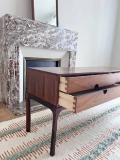 Enfilade basse en palissandre par Kai Kristiansen pour Aksel Kjersgaard