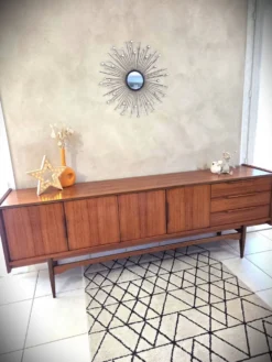 Enfilade basse en teck design scandinave
