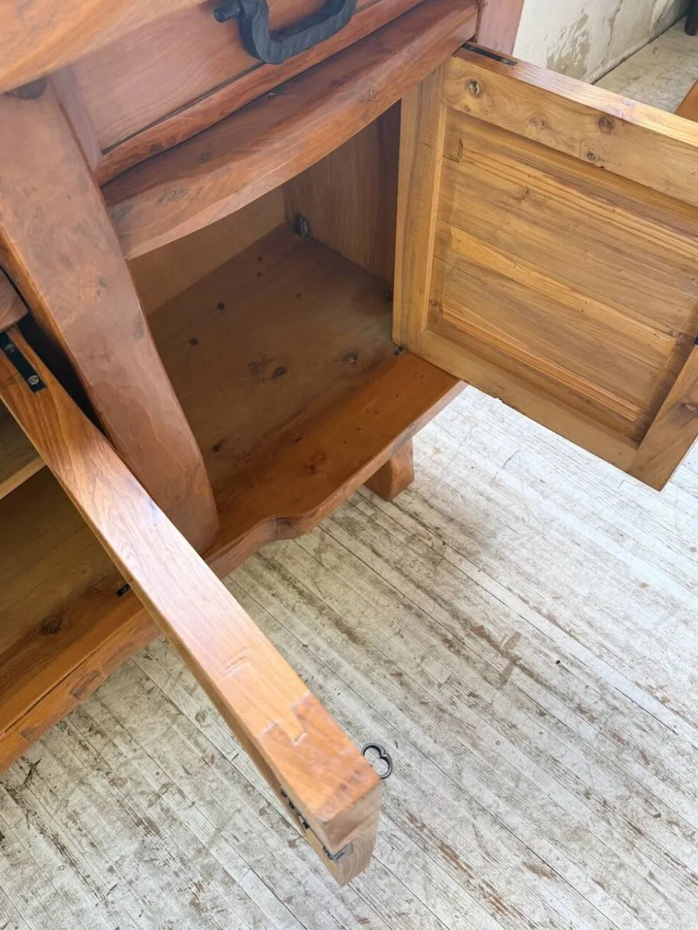 Enfilade brutaliste orme blond Aranjou