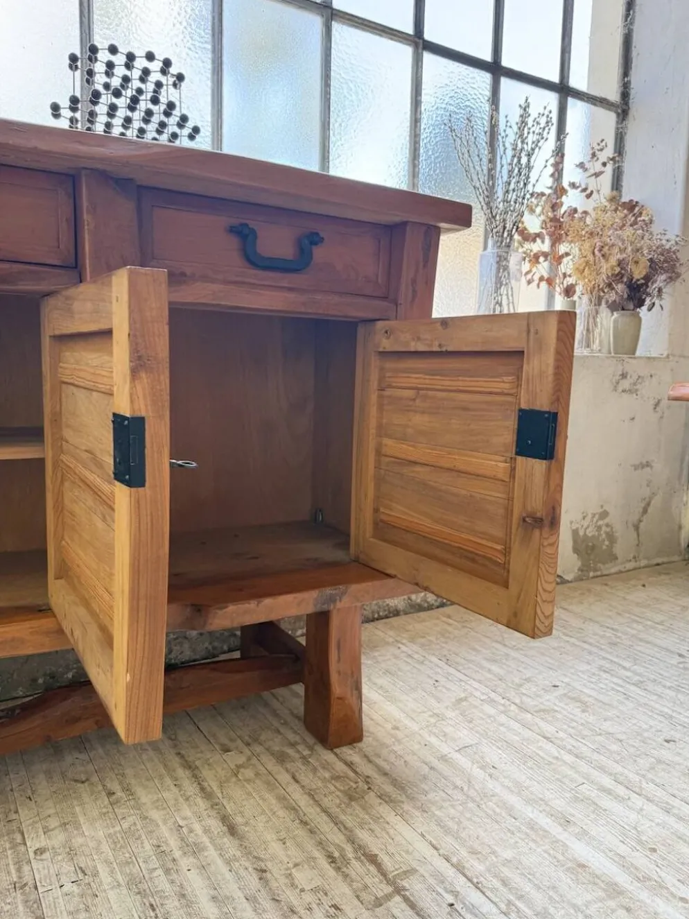 Enfilade brutaliste orme blond Aranjou