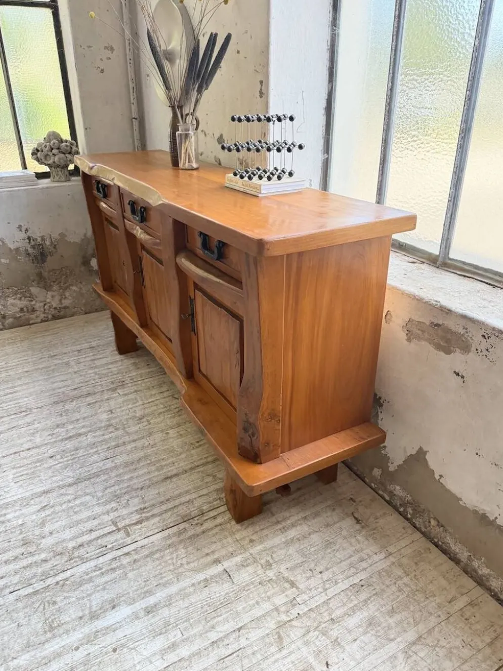 Enfilade brutaliste orme blond Aranjou