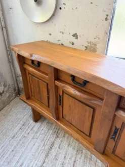 Enfilade brutaliste orme blond Aranjou