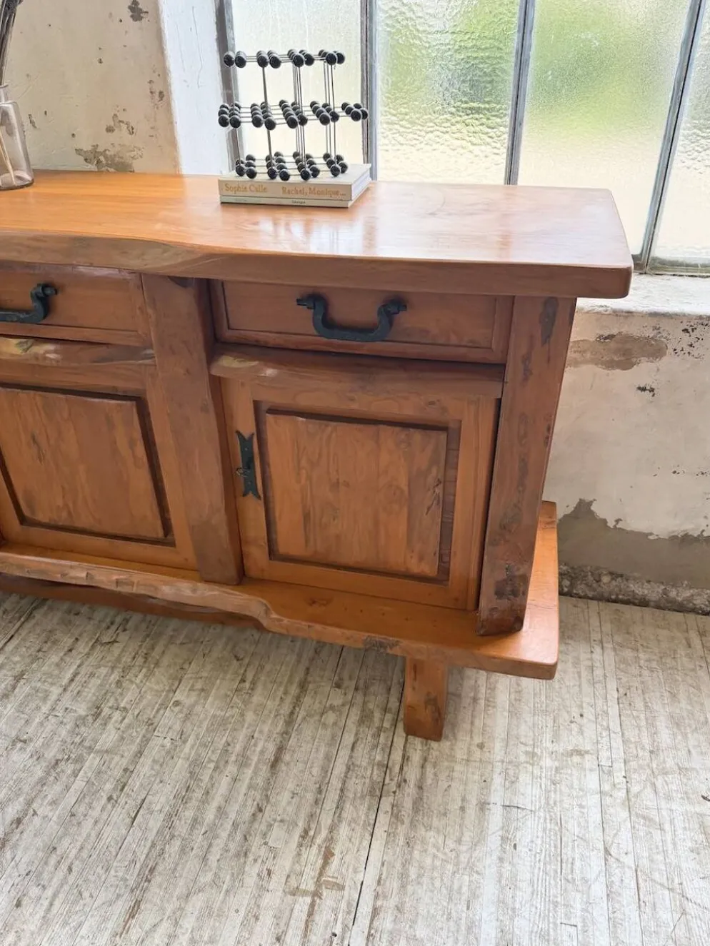 Enfilade brutaliste orme blond Aranjou