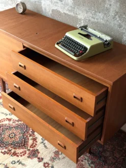 Enfilade buffet scandinave vintage en teck, 1960