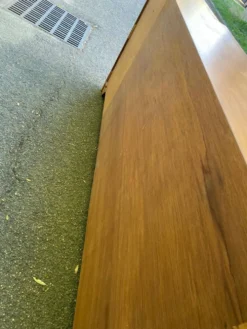 Enfilade / Buffet Secrétaire de Style Anglais — Ronce de Bois & Cuir