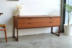 Enfilade console scandinave 137cm