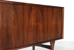 Enfilade conçu par Henning Kjaernulf pour Bruno Hansen, Danemark 1960s.
