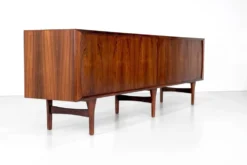 Enfilade conçu par Henning Kjaernulf pour Bruno Hansen, Danemark 1960s.