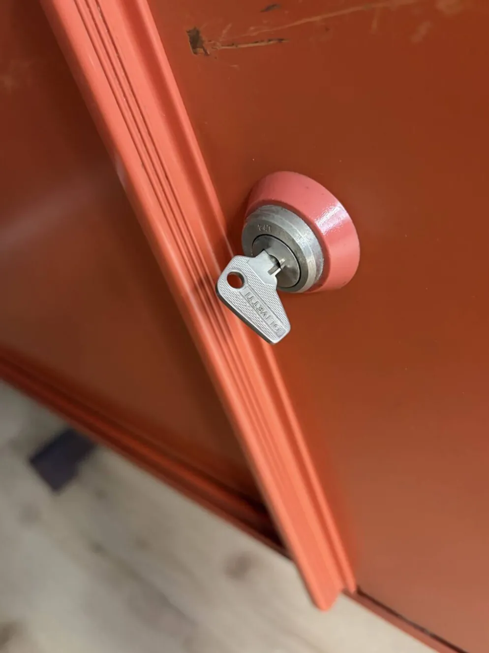 Enfilade en Métal Orange par Ettore Sottsass pour Olivetti, Italie, 19