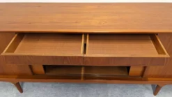 Enfilade en teck de Johannes Andersen pour Clausen & Son, Danemark 1960