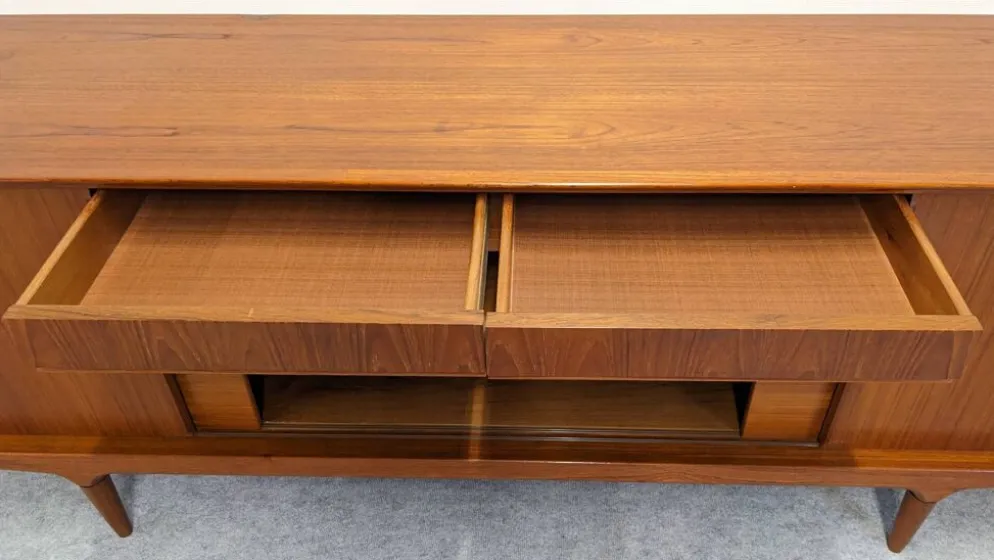 Enfilade en teck de Johannes Andersen pour Clausen & Son, Danemark 1960