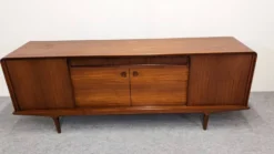 Enfilade en teck de Johannes Andersen pour Clausen & Son, Danemark 1960