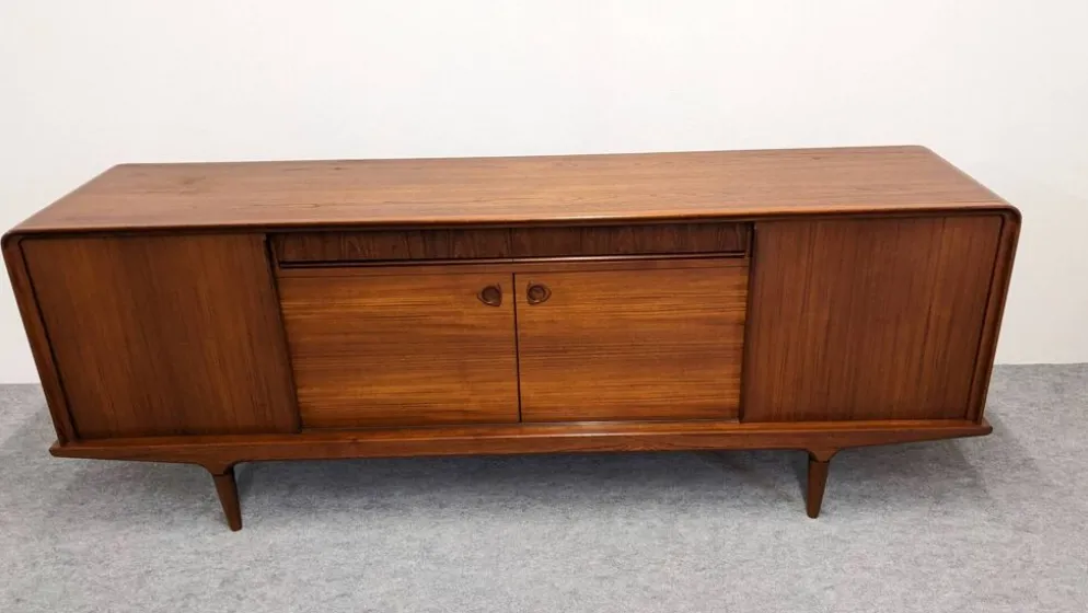 Enfilade en teck de Johannes Andersen pour Clausen & Son, Danemark 1960