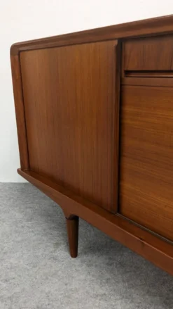 Enfilade en teck de Johannes Andersen pour Clausen & Son, Danemark 1960