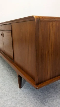 Enfilade en teck de Johannes Andersen pour Clausen & Son, Danemark 1960