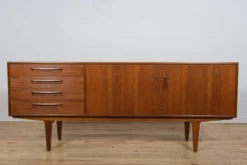 Enfilade en teck des années 1960 de G-Plan.