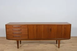 Enfilade en teck des années 1960 de G-Plan.