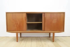 Enfilade en teck par Axel Christiansen pour ACO Møbler, Danemark 1960