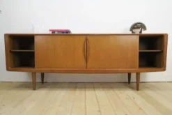 Enfilade en teck par Henry Walter Klein pour Bramin Møbler, Danemark 1960