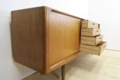 Enfilade en teck par Henry Walter Klein pour Bramin Møbler, Danemark 1960