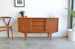 Enfilade en teck par Jentique 128cm