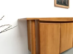 Enfilade galbée Maison Regain en orme massif, 1970