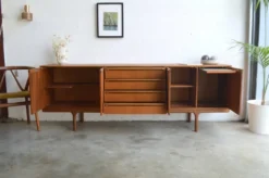 Enfilade McIntosh Dunbar 213cm