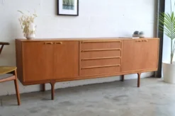 Enfilade McIntosh Dunbar 213cm