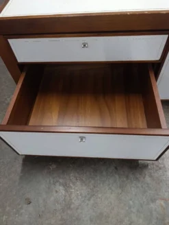 Enfilade / meuble tv cuir surpiqué par Michel boyer 60/70