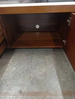 Enfilade / meuble tv cuir surpiqué par Michel boyer 60/70