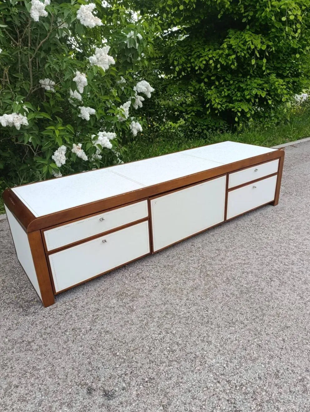 Enfilade / meuble tv cuir surpiqué par Michel boyer 60/70