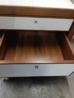 Enfilade / meuble tv cuir surpiqué par Michel boyer 60/70