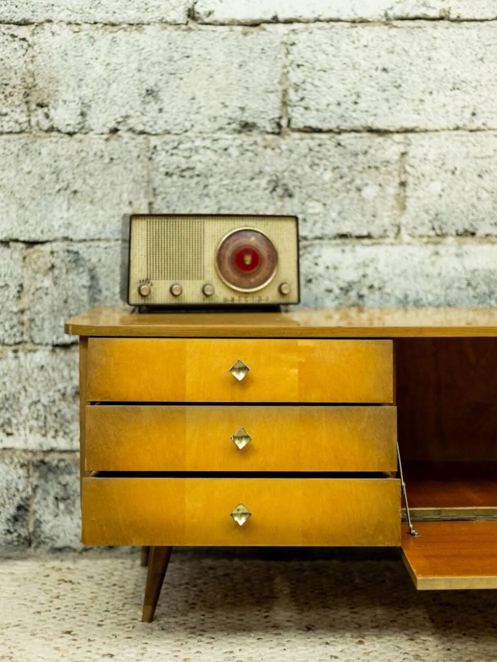Enfilade meuble tv vintage look scandinave
