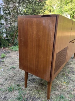 Enfilade mid-century tourne disque / meuble à vinyles