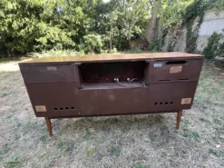 Enfilade mid-century tourne disque / meuble à vinyles