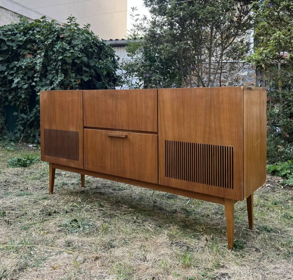 Enfilade mid-century tourne disque / meuble à vinyles