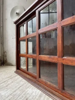 Enfilade portes coulissantes vitrées acajou