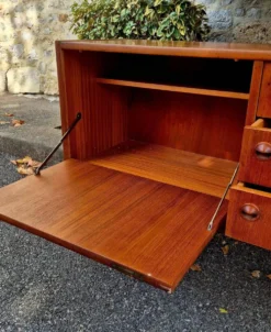 Enfilade scandinave en teck. 1950