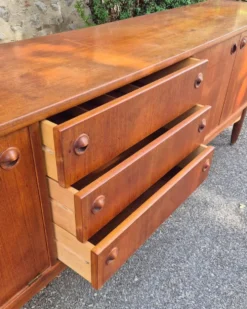Enfilade scandinave en teck. 1950